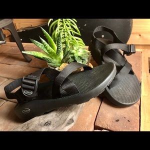 Men’s Z1 Chacos Sz 11